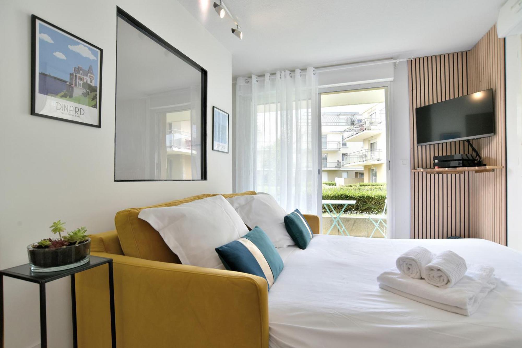 Escapade - Appartement Avec Jardin Et Parking Dinan Extérieur photo